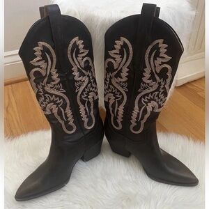 Oasis Society The Amaya Embroidered Western Brown Boots NWT Size 7
